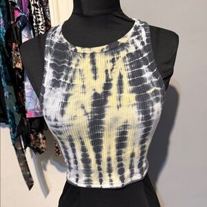 Aeropostale Tie-Dye Sleeveless Crop Top - Black and Yellow Size XS